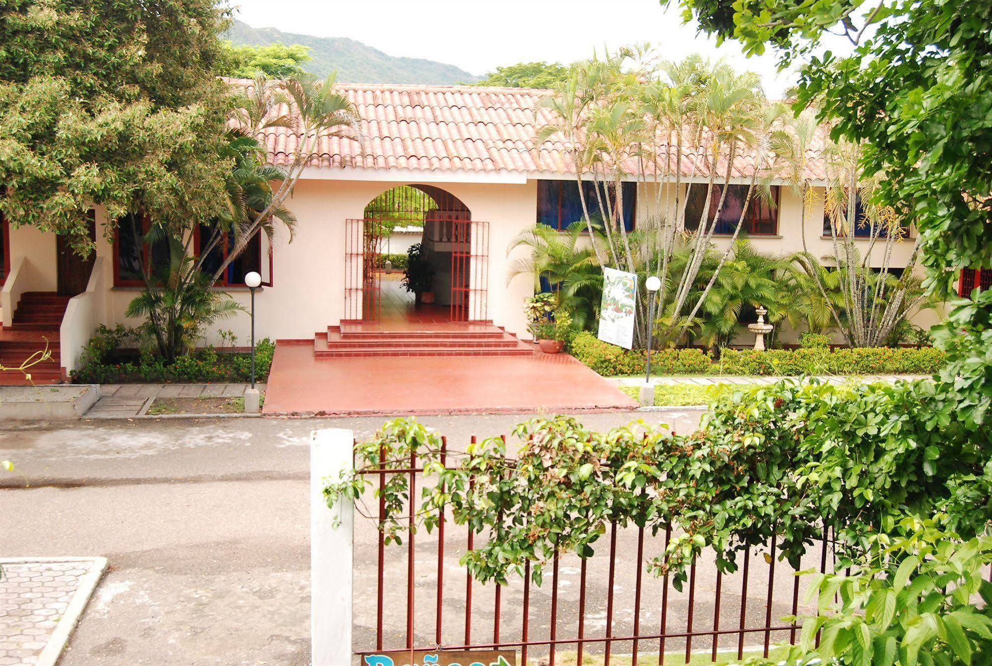 Hotel Y Parque Acuatico Agua Sol Alegria オンダ エクステリア 写真
